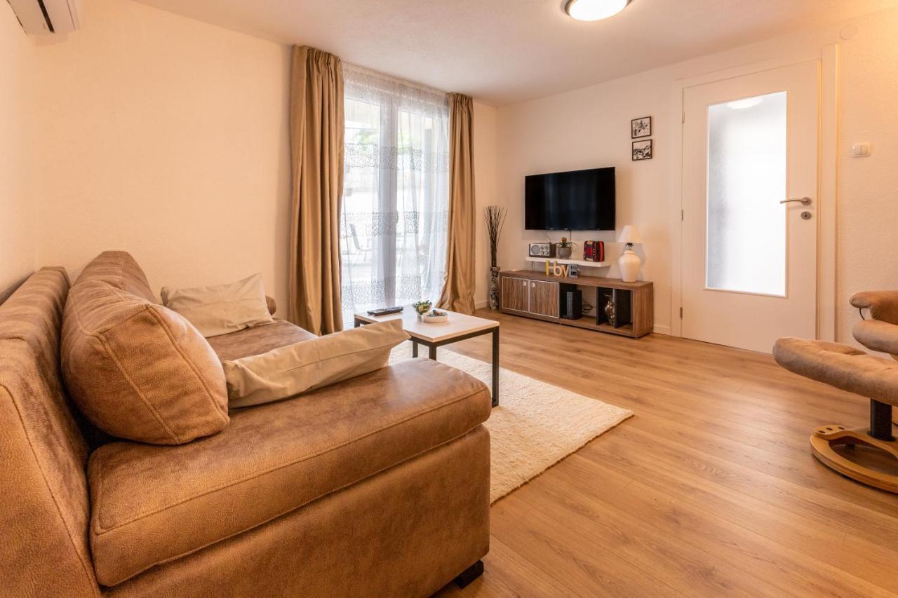 Self Check-In Apartment With Jacuzzi Μόσταρ Εξωτερικό φωτογραφία