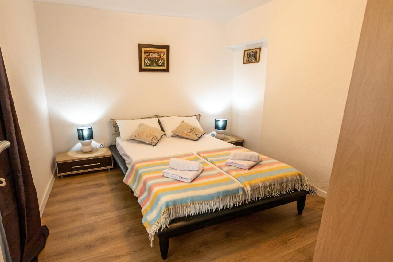 Self Check-In Apartment With Jacuzzi Μόσταρ Εξωτερικό φωτογραφία