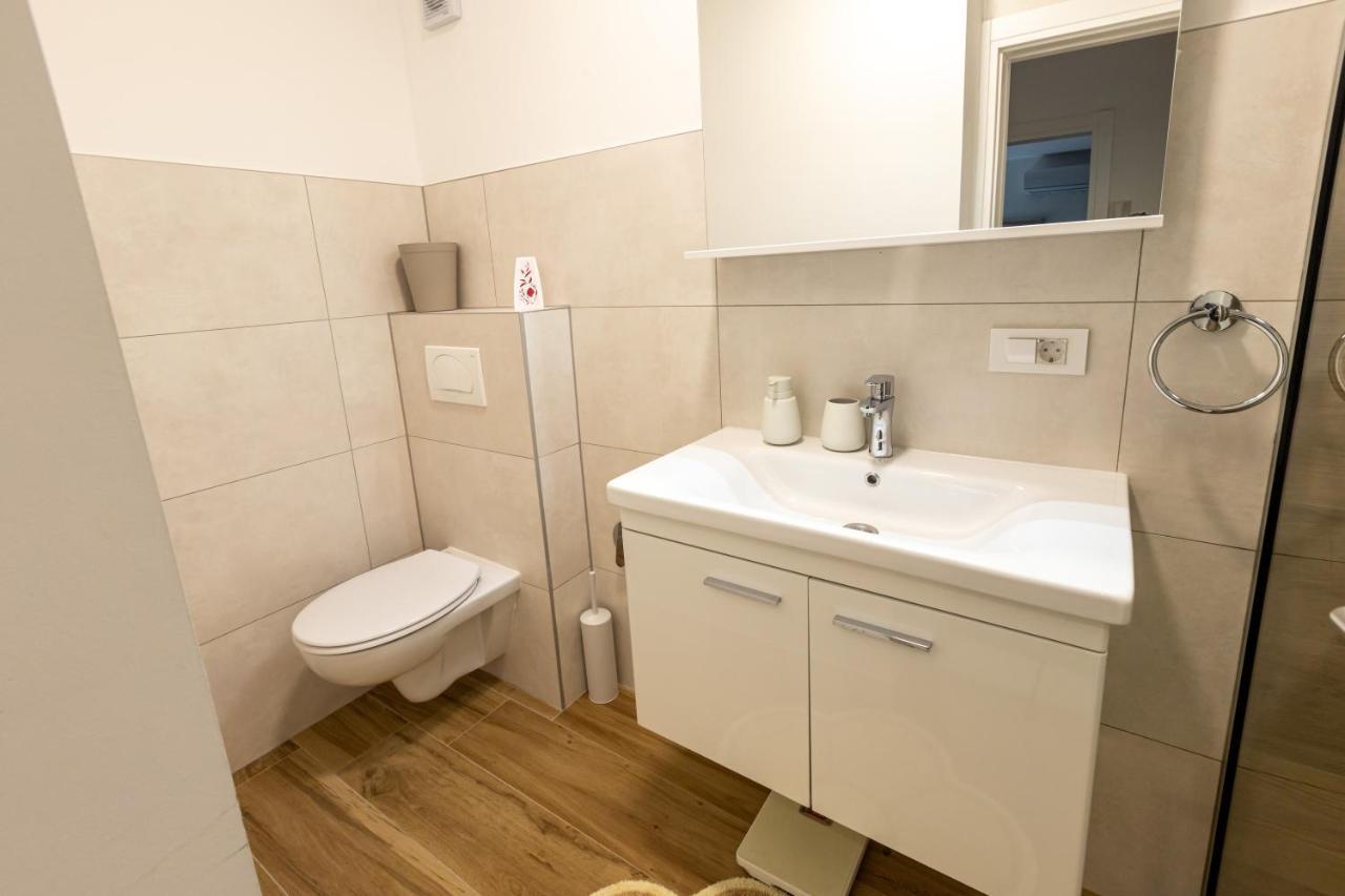 Self Check-In Apartment With Jacuzzi Μόσταρ Εξωτερικό φωτογραφία