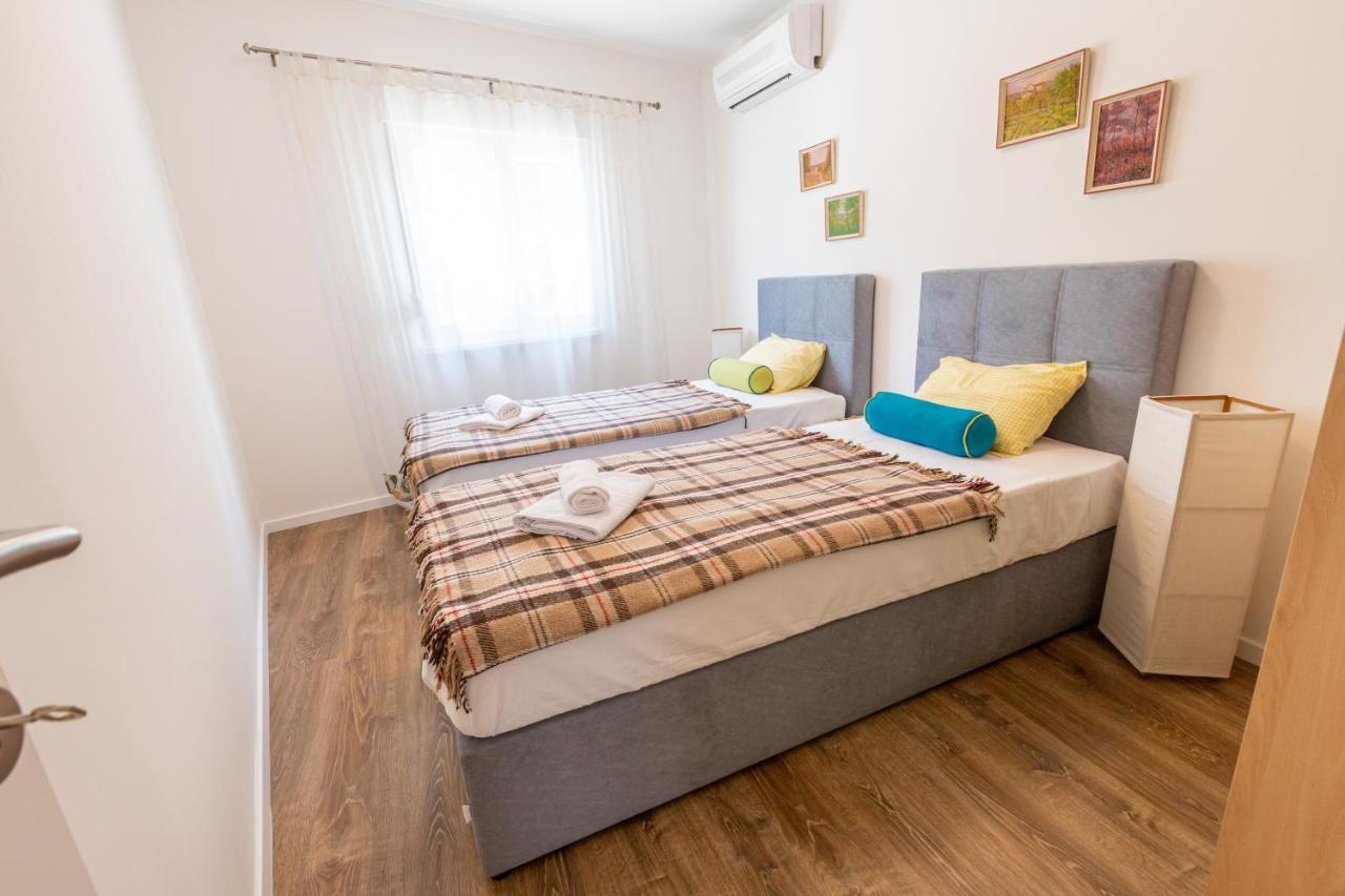Self Check-In Apartment With Jacuzzi Μόσταρ Εξωτερικό φωτογραφία