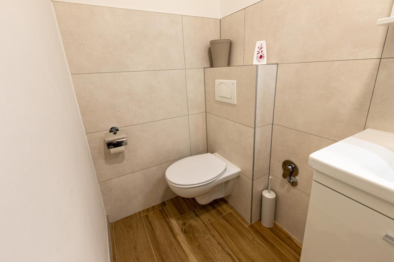 Self Check-In Apartment With Jacuzzi Μόσταρ Εξωτερικό φωτογραφία